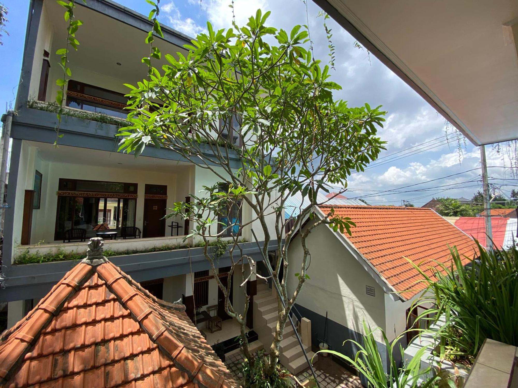 Brata Inn Ubud エクステリア 写真